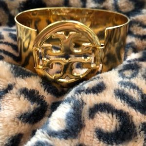 Wide cuff bracelet